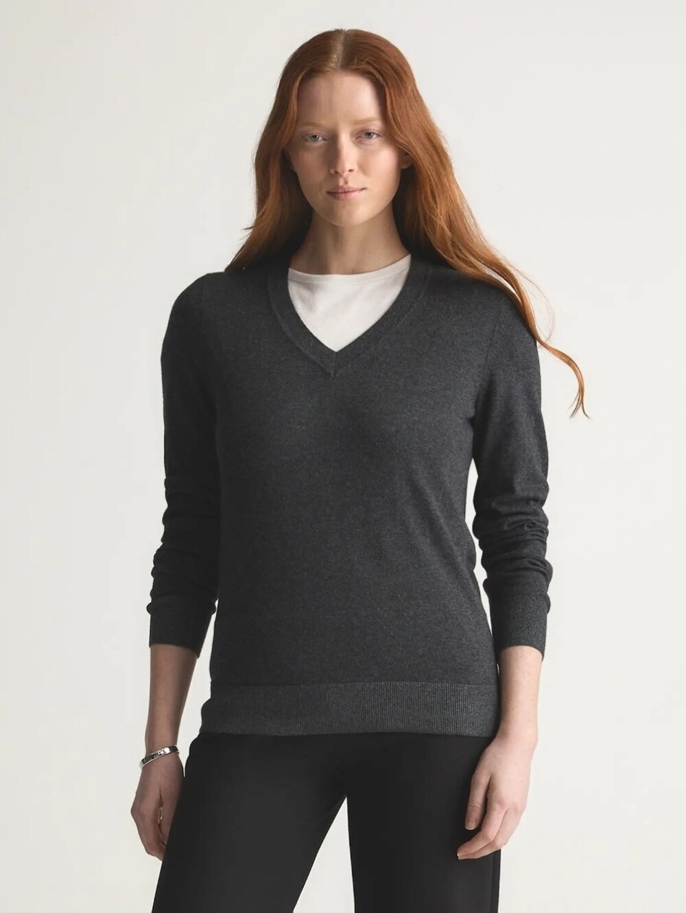 Quince Charcoal V-Neck Women's Sweater Size M